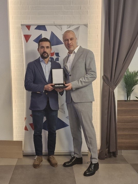 Read more about the article RCR Banatu dodeljena jubilarna nagrada Privredne komore Srbije za 20 godina poslovanja