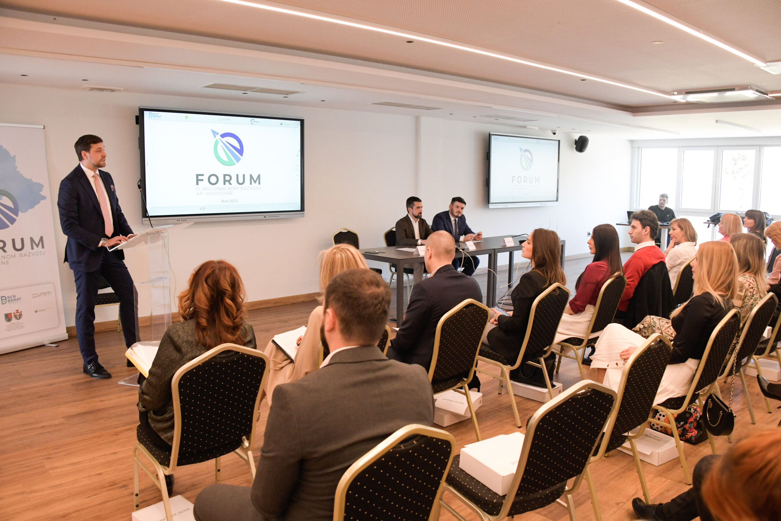 Read more about the article Prvi Forum o regionalnom razvoju na teritoriji AP Vojvodine